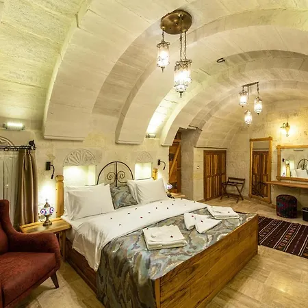 Charming Cave Гореме