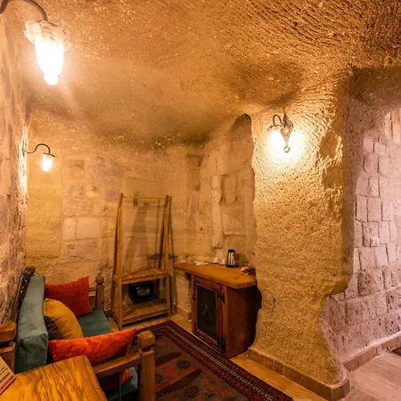 Charming Cave 2*