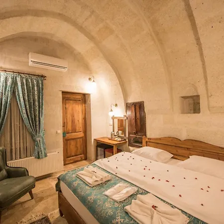 Charming Cave Hotel