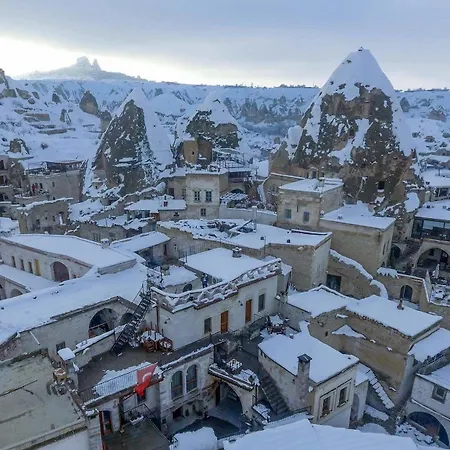 Charming Cave Отель