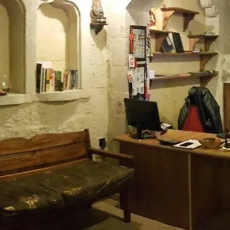 Charming Cave Hotel 2*