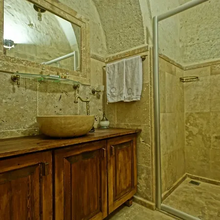 Charming Cave Отель