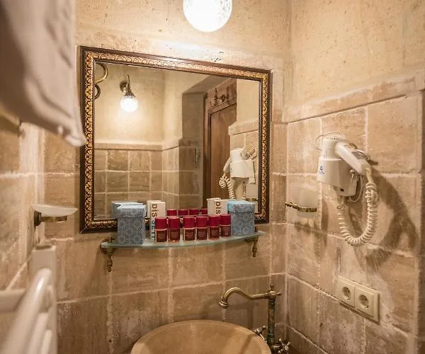 Charming Cave 괴레메