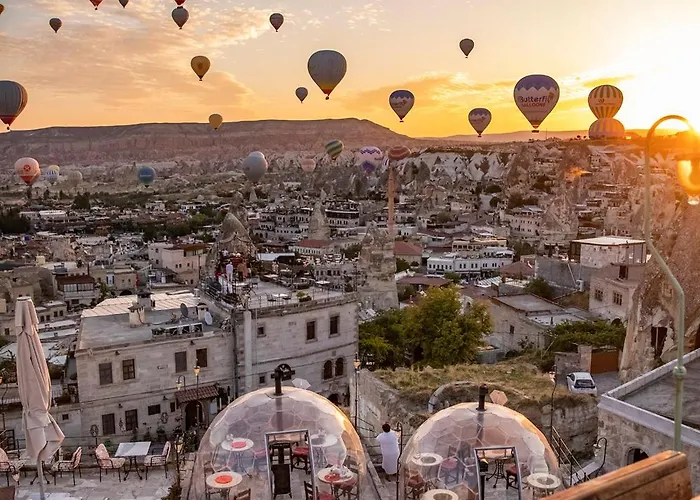 호텔 Charming Cave 2*