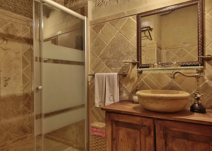 Charming Cave 호텔