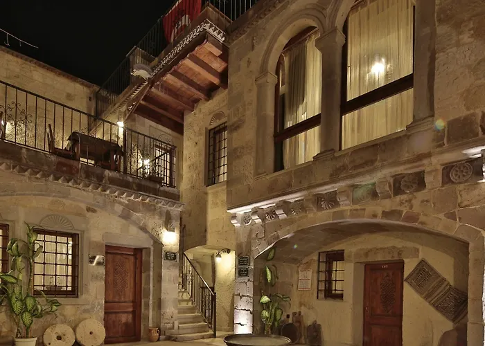 Hotel Charming Cave 2*